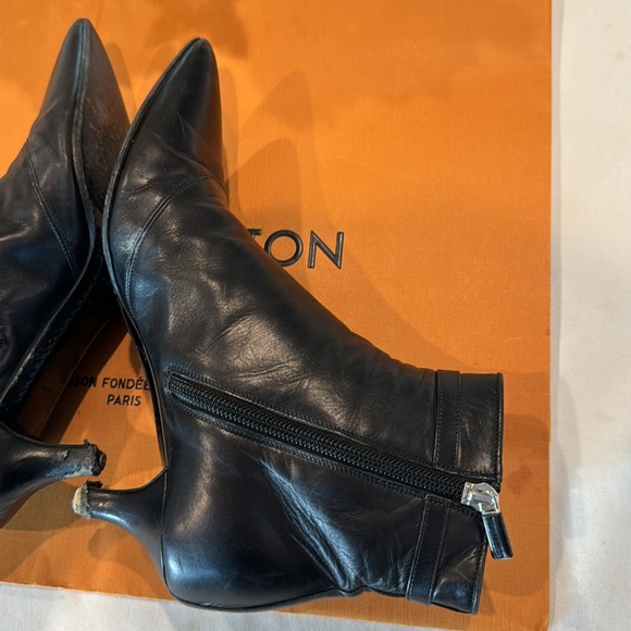 Authentic Louis Vuitton ankle boots - Picture 6 of 16